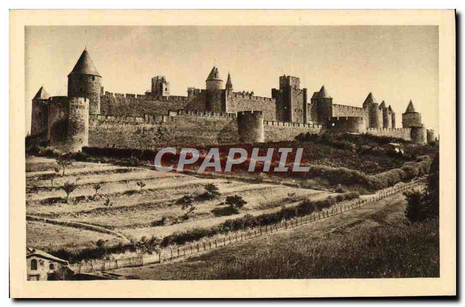 CPA Cite de Carcassonne Vue generale du Sud