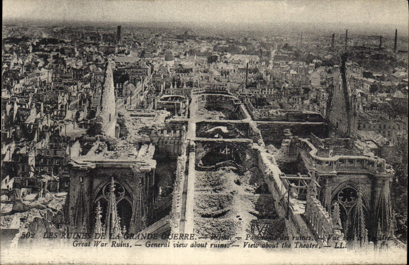 CPA Reims Panorama des ruines Militaria