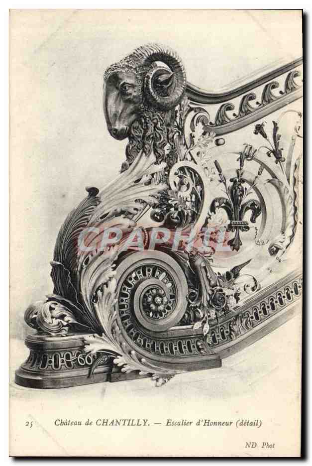 Château de CHANTILLY — Escalier d'Honneur (détail) — ND Phot