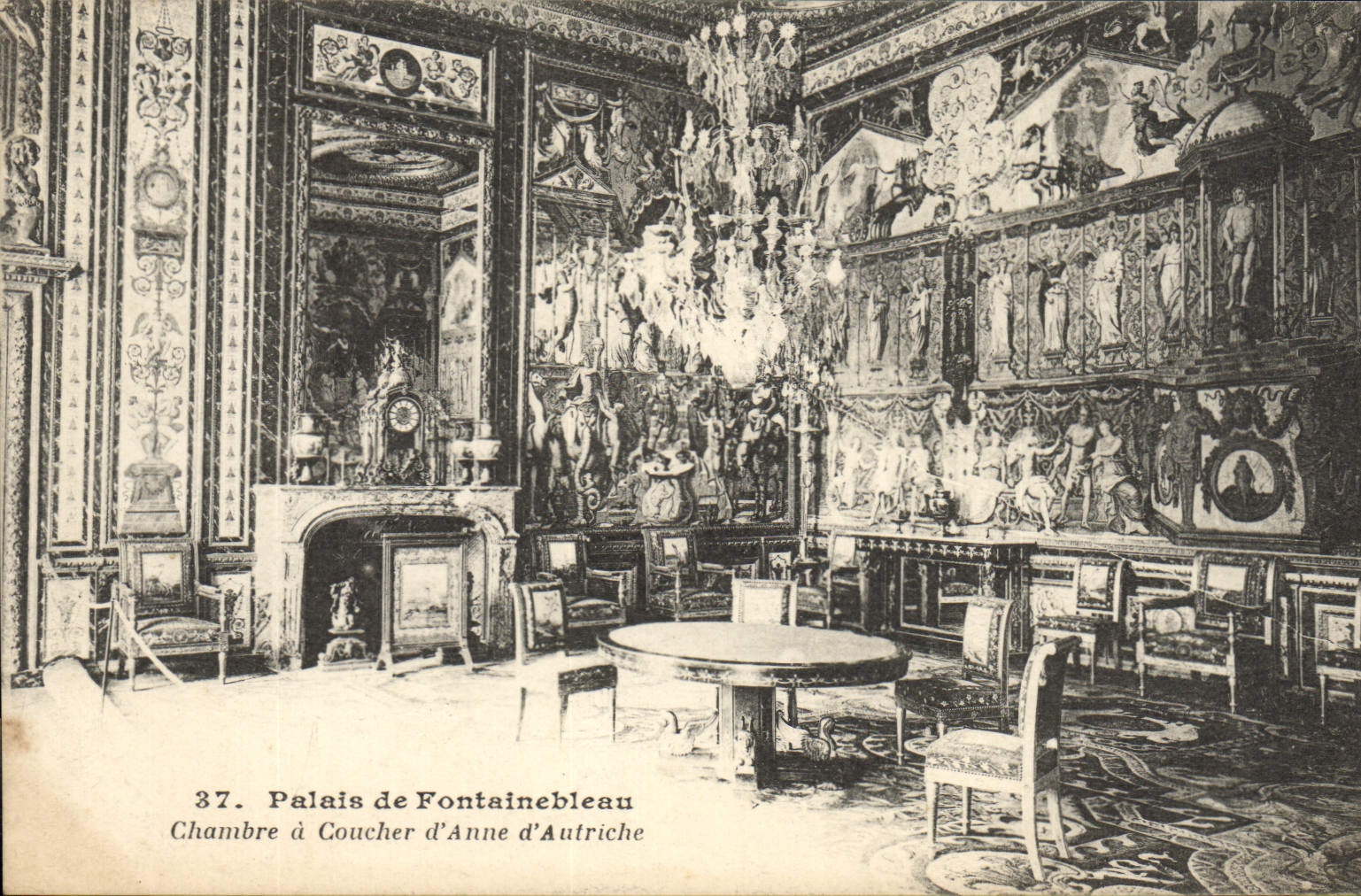 Palazzo di Fontainebleau — Camera da Letto di Anna d'Asburgo — n°37