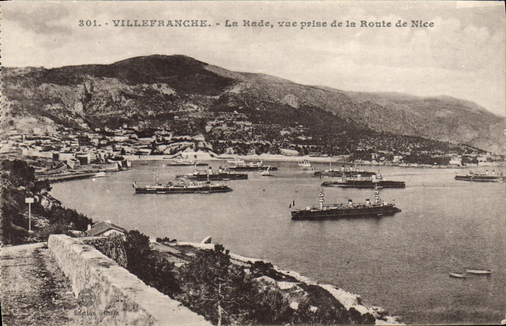Villefranche - La Rade, vue prise de la Route de Nice — Éditeur Galleta, n° 301