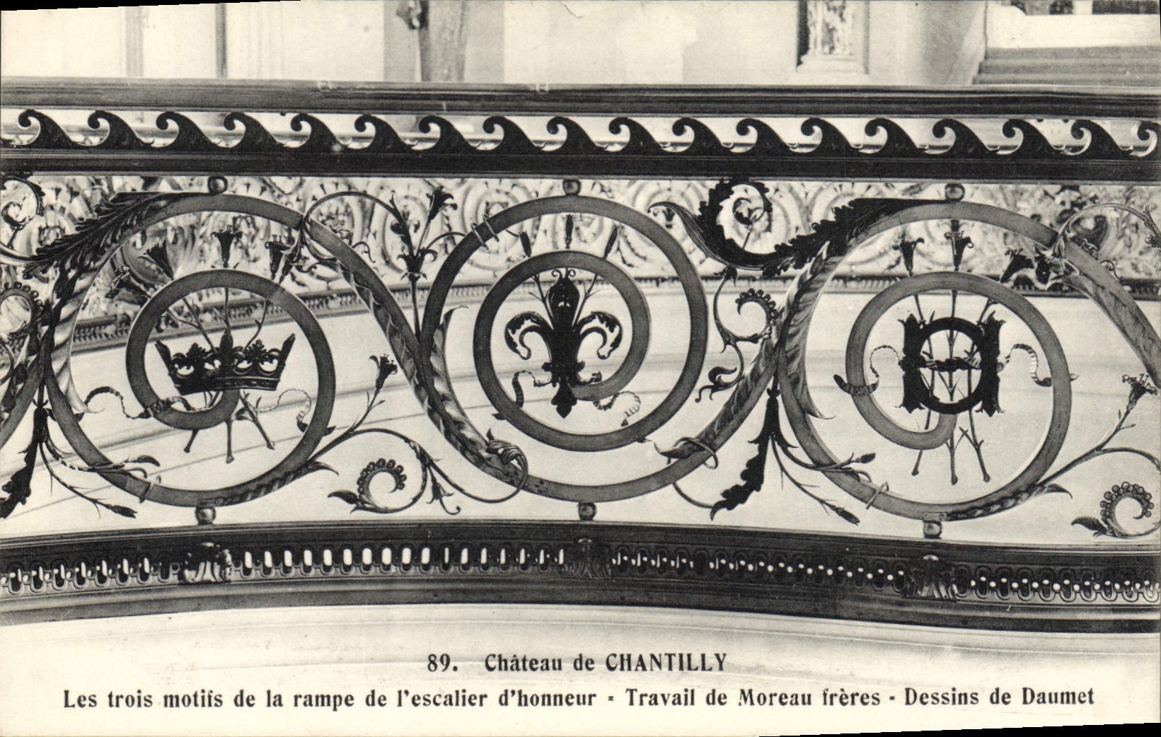 Château de Chantilly — Les trois motifs de la rampe de l'escalier d'honneur — Travaux de Moreau frères, dessins de Daumet