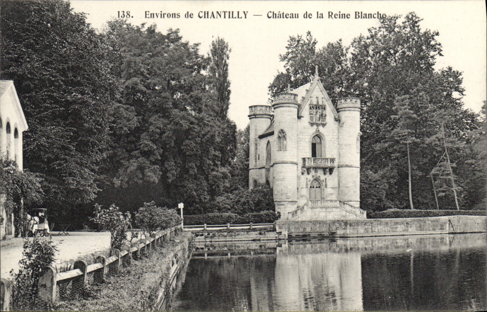 CPA Environs de Chantilly Chateau de la Reine Blanche 