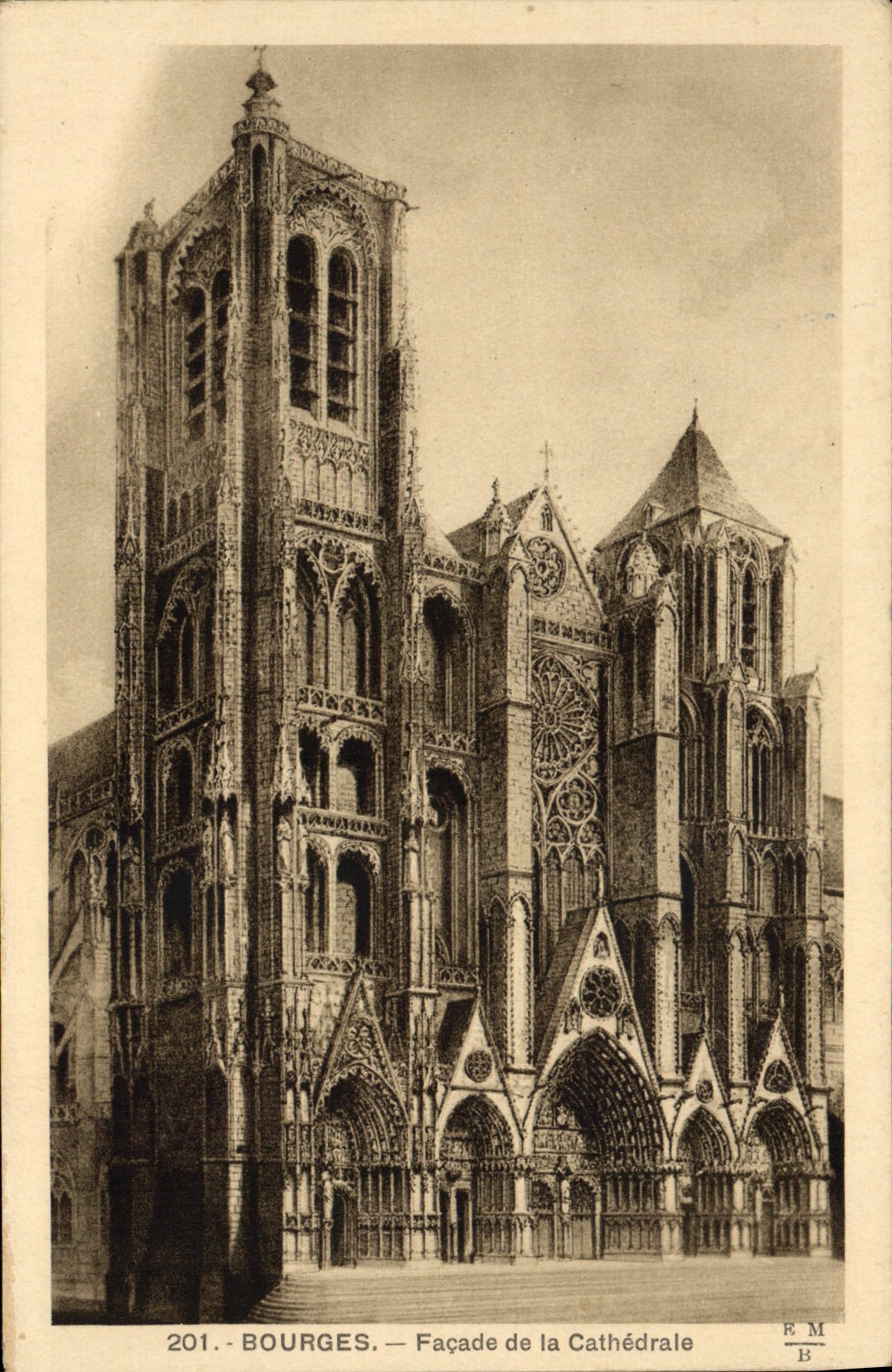 CPA Bourges Facade de la cathedrale