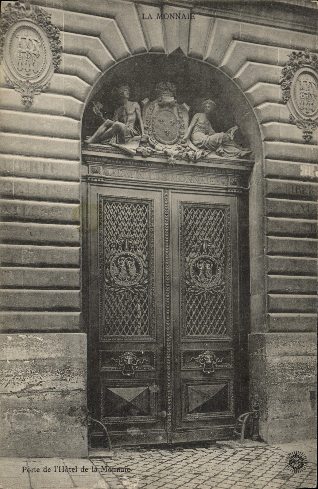 CPA Monnaies Paris Porte de l'Hotel de la Monnaie 