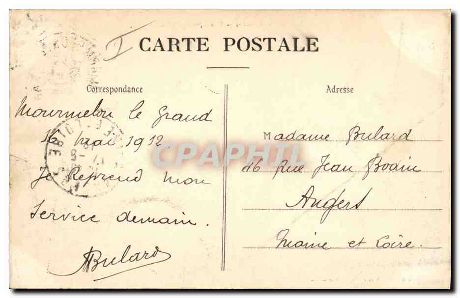 CPA Militaria La vie au camp Une revue de pieds — Verso