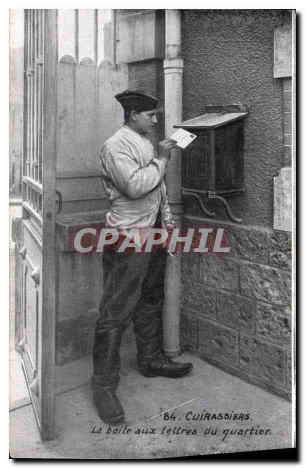 CPA Cuirassiers La boite aux lettres du quartier Militaria