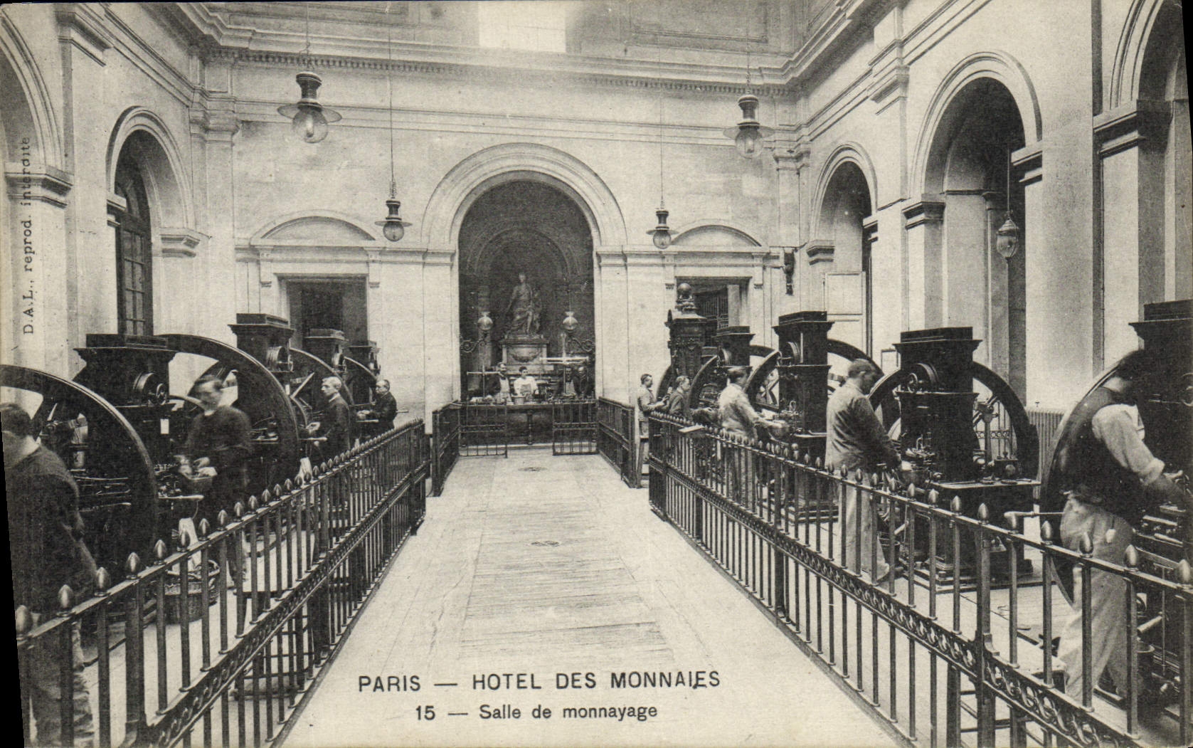 Paris — Hôtel des Monnaies — Salle de monnayage — D.A.L. reproduc. in-4