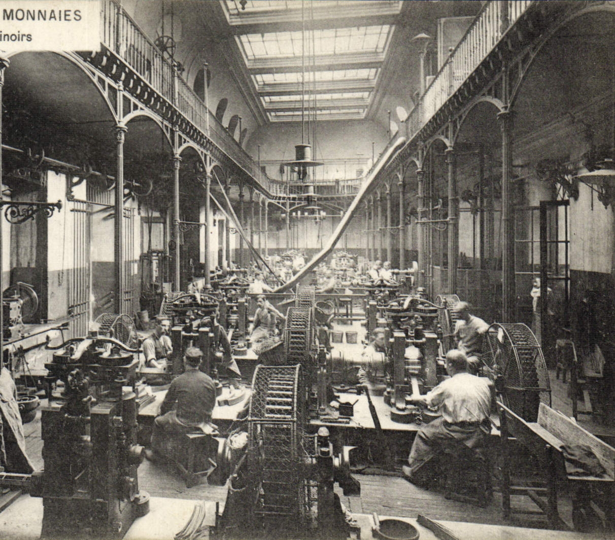 Intérieur d'une monnaie — usine à monnaies — éditeur CPAPHIL
