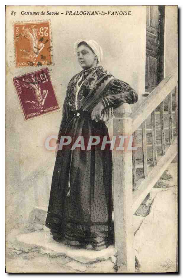 CPA Folklore Costumes de Savoie Pralognan la Vanoise 