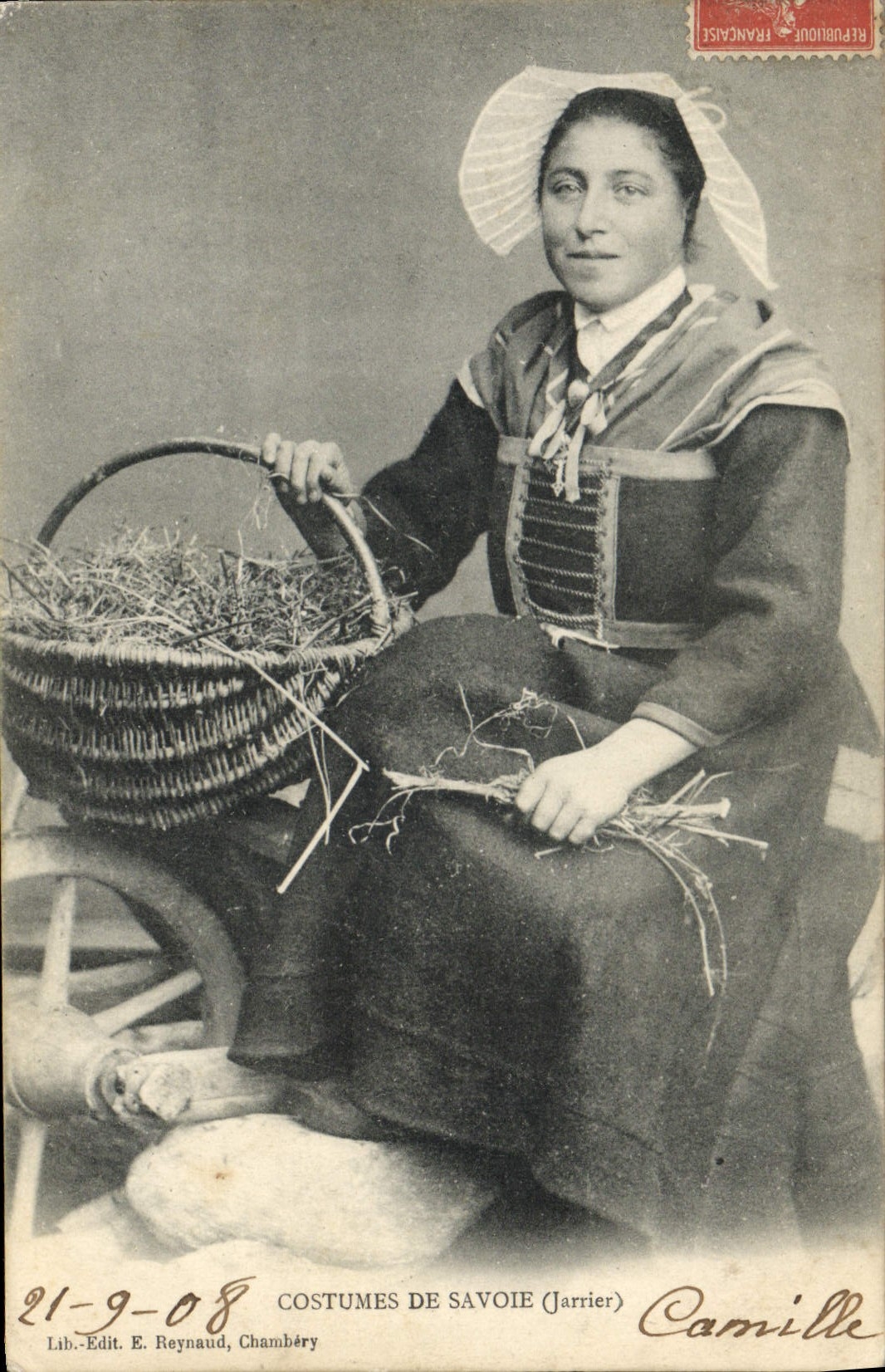 CPA Folklore Costumes de Savoie Jarrier 