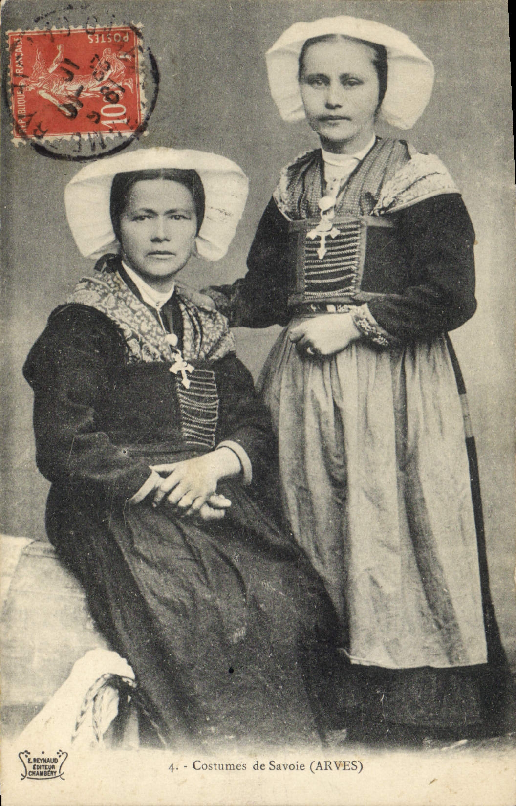 CPA Folklore Costumes de Savoie Arves