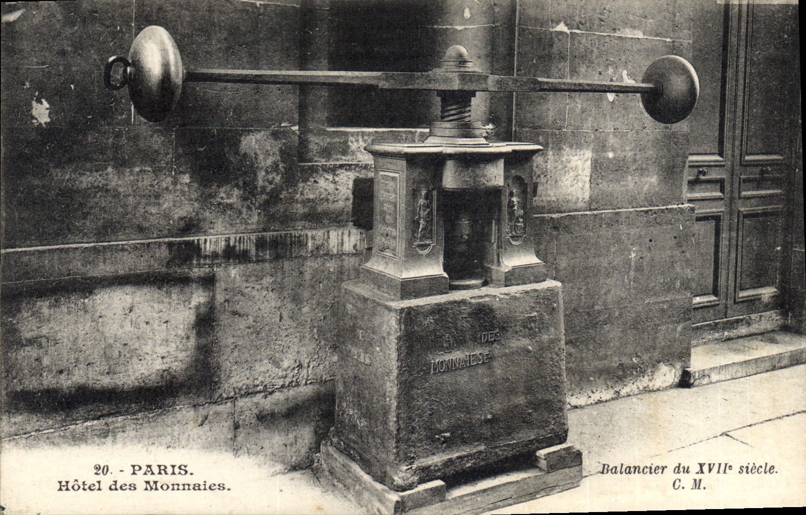 CPA Paris Hotel des Monnaies Balancier du 17eme