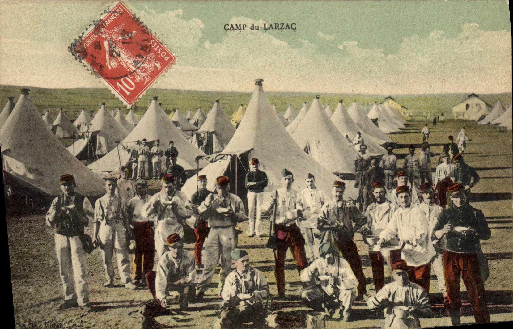 Camp du Larzac — Soldats en tenue de campagne — Éditeur A. B. Mink
