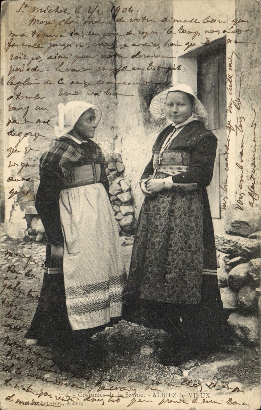 CPA Folklore Costumes de Savoie Albiez le Vieux