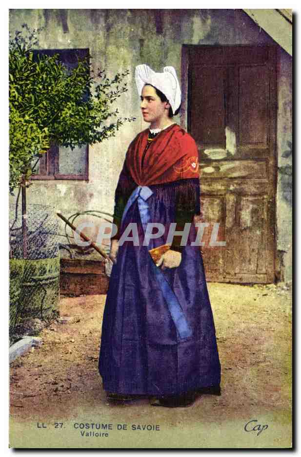 CPA Folklore Costumes de Savoie Valloire