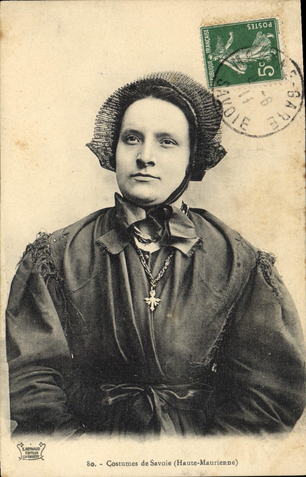 CPA Folklore Costumes de Savoie Haute Maurienne