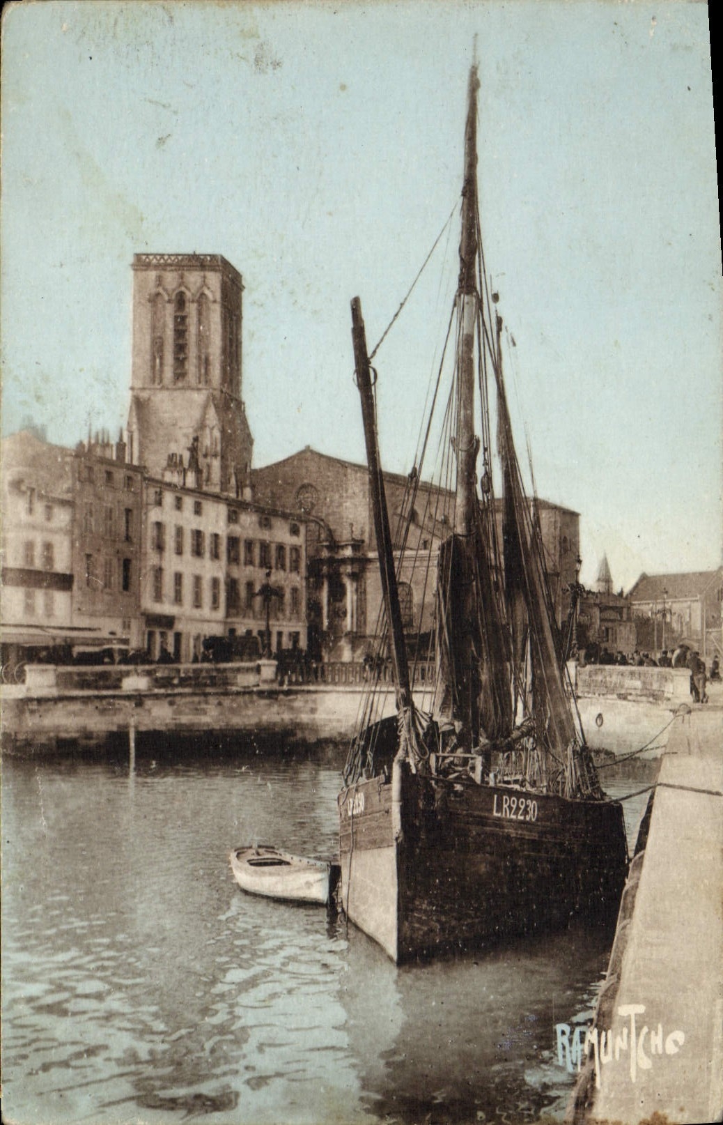 Le Port vers Saint-Sauveur — La Rochelle — Éditions Artistiques Raymond Bergevin