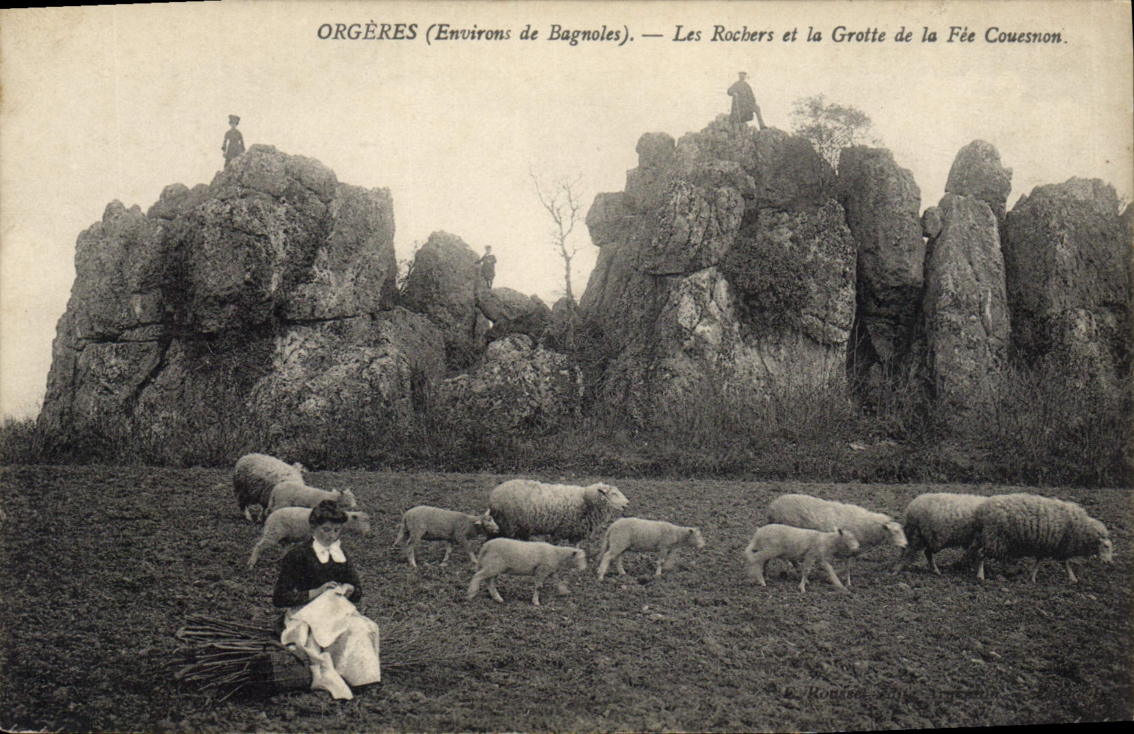 Orgères (Environs de Bagnoles) — Les Rochers et la Grotte de la Fée Couesnon — Éditeur C. Rondeau