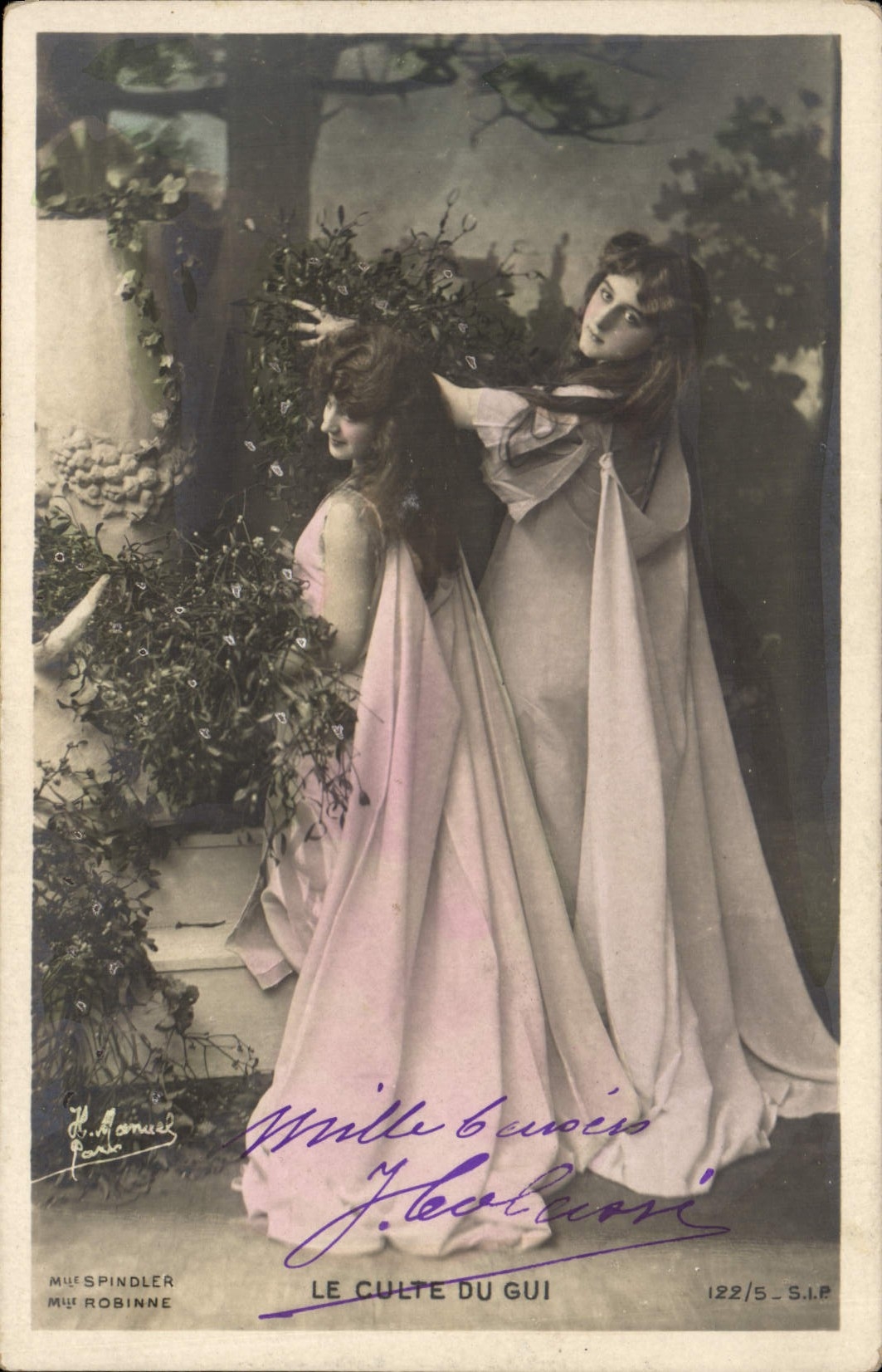 Le Culte du Gui — Mlle Spindler et Mlle Robinne — J. Manuel Paris — 122/5 S.I.P.