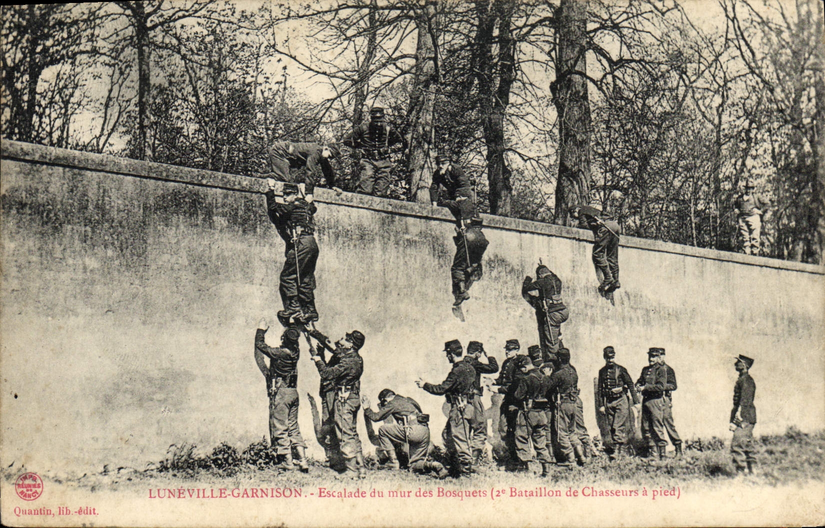 Lunéville-Garnison — Escalade du mur des Bosquets (2e Bataillon de Chasseurs à pied) — Quantin, lib.-édit.