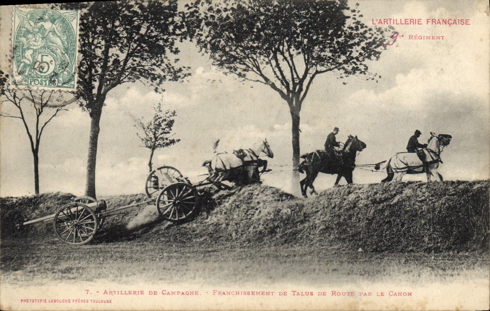 Artillerie de Campagne - Franchissement de talus de route par le canon — 9e Régiment — Phototypie Labouche Frères Toulouse