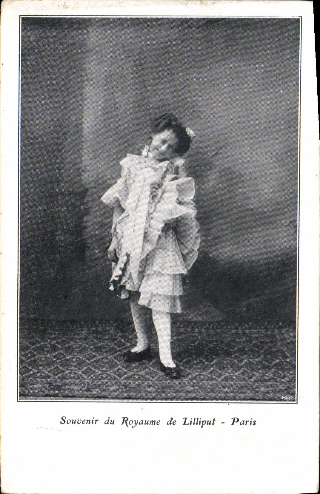 CPA Nain Nains Royaume de Lilliput Paris 