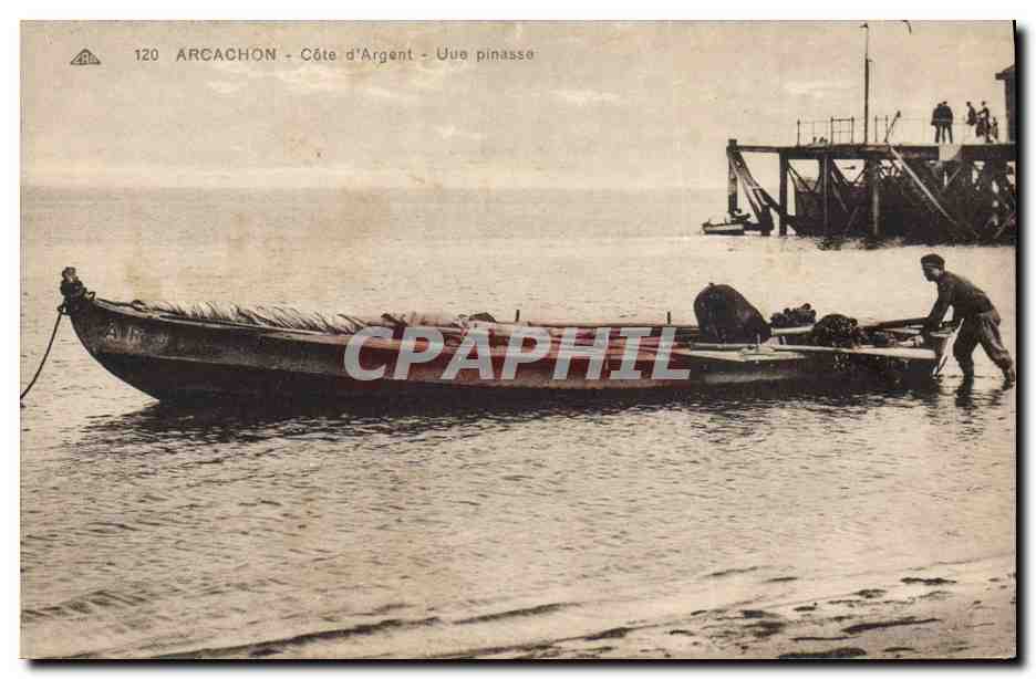 Arcachon - Côte d'Argent - Une pinasse