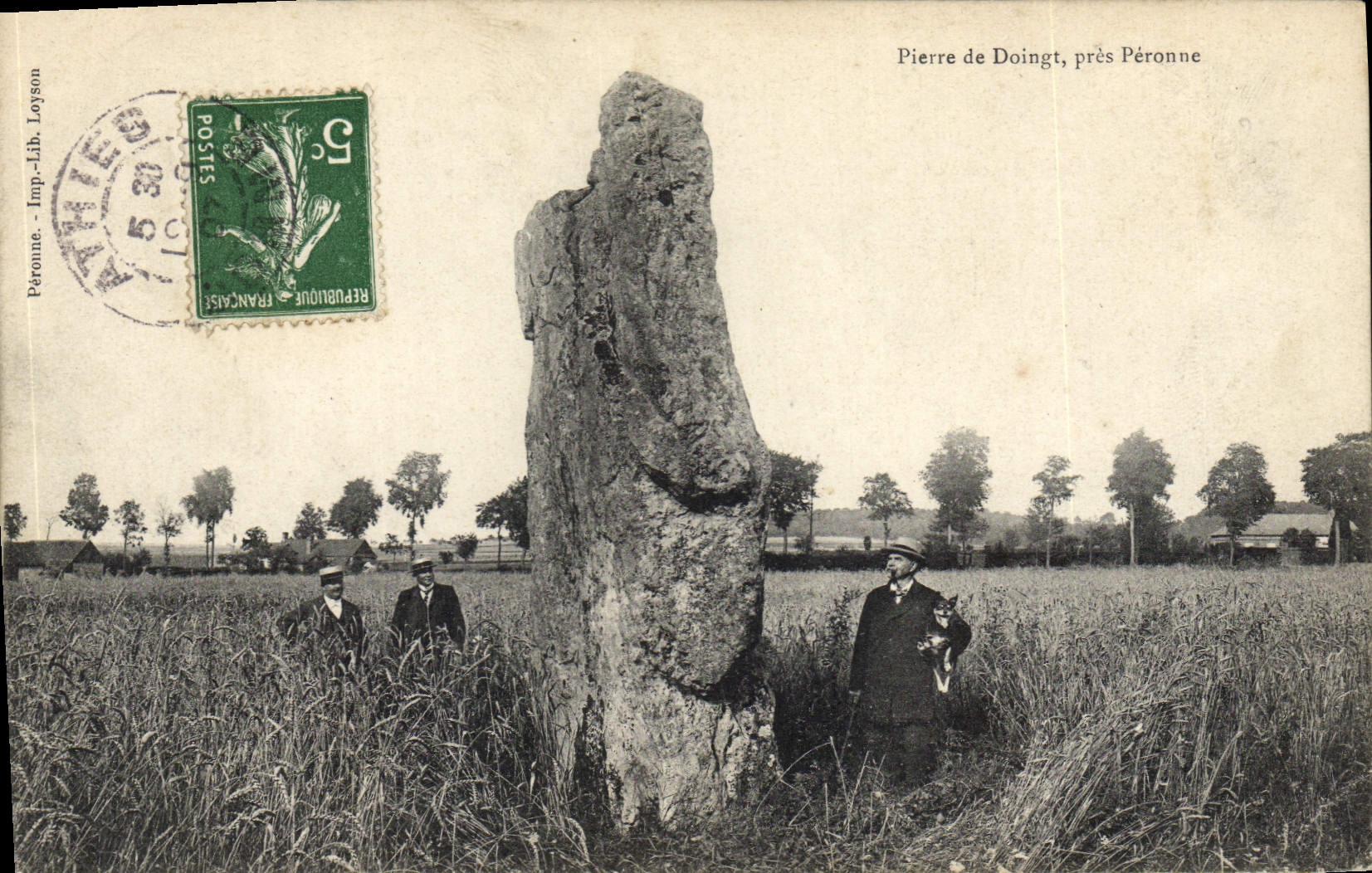 CPA Dolmen Menhir Pierre de Doingt pres Peronne