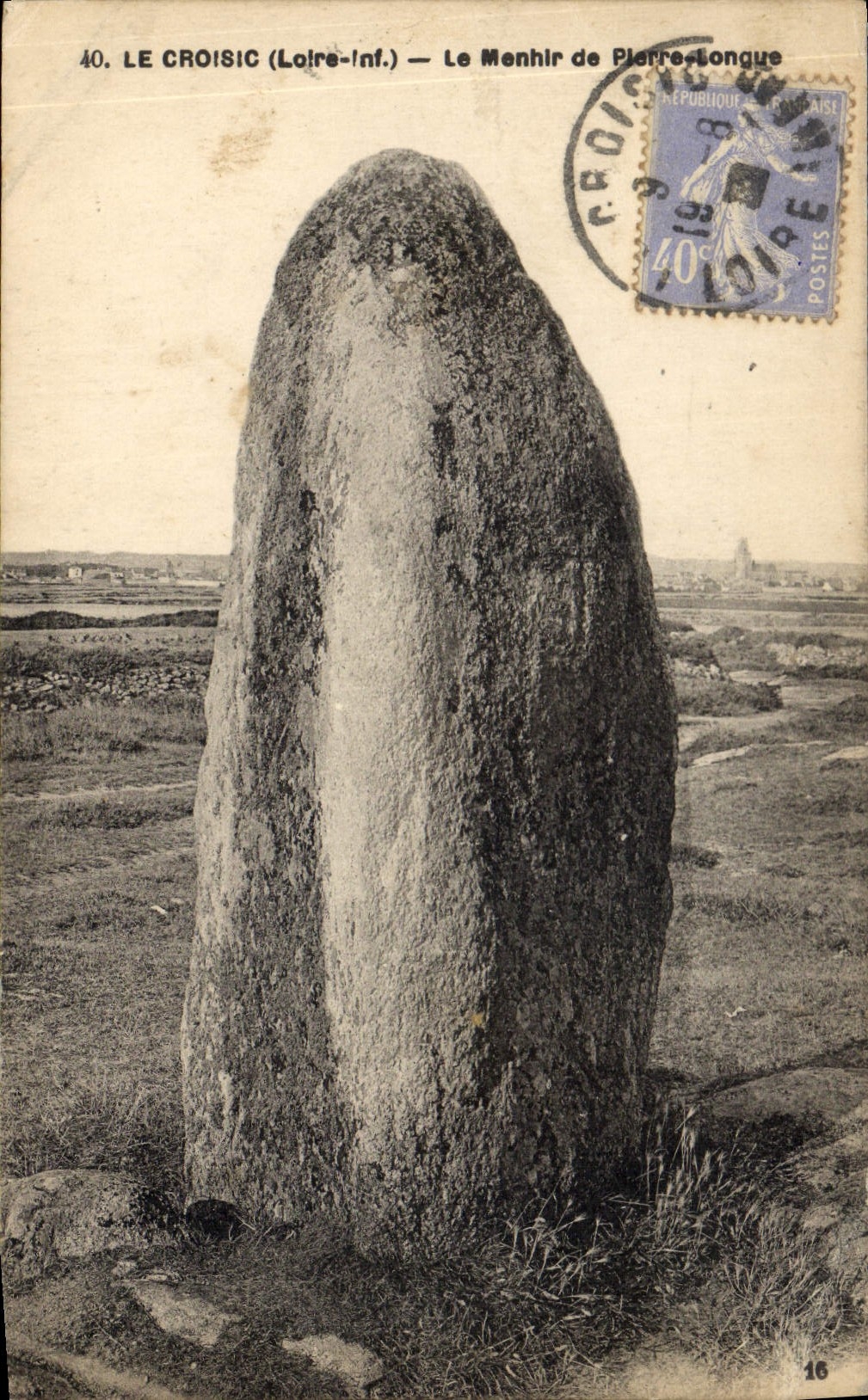 CPA Dolmen Menhir Le Croisic Le menhir de Pierre Longue 