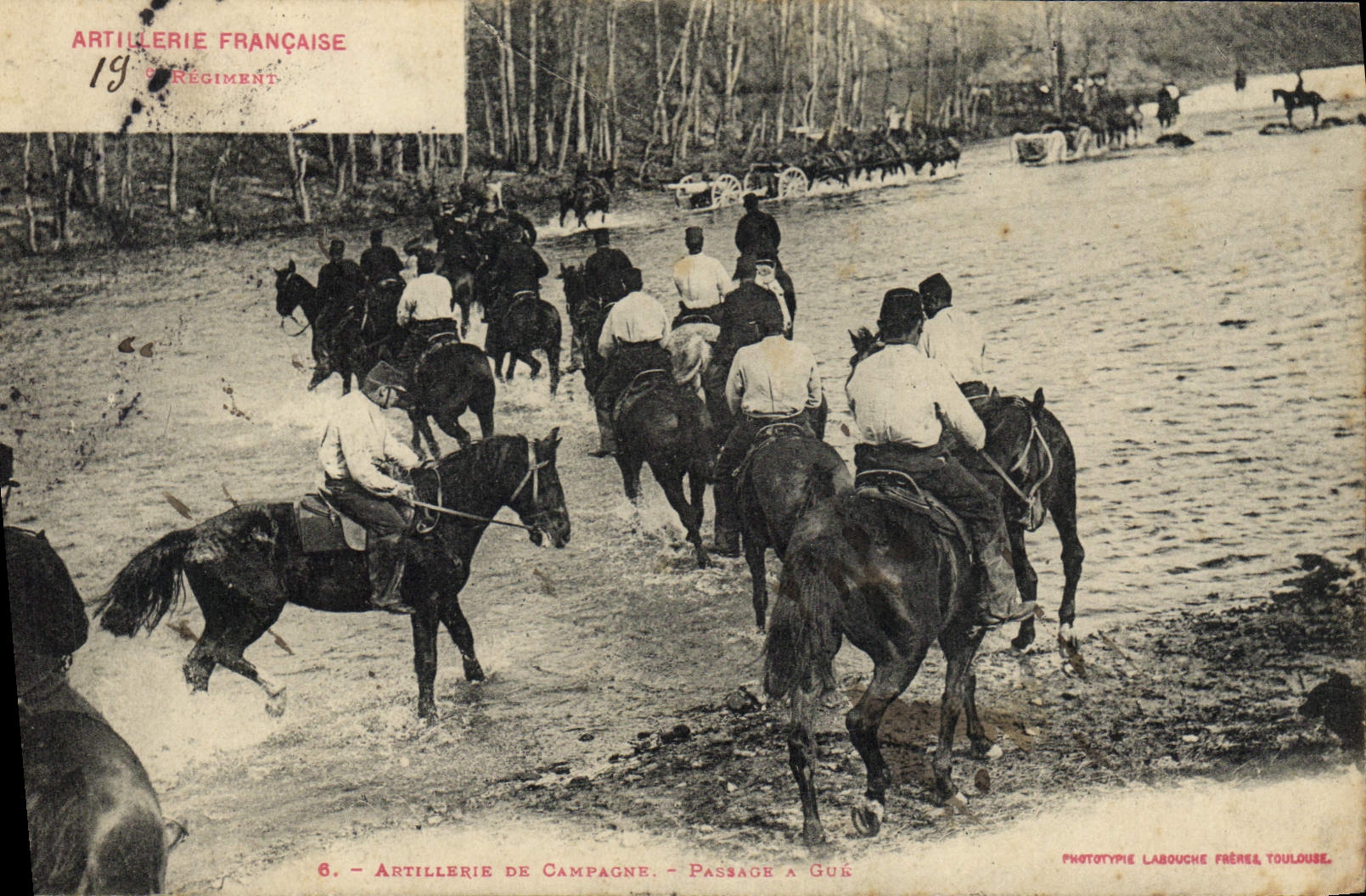 Artillerie de Campagne — Passage à Guk — 6e régiment — Phototypie Labouche Frères Toulouse