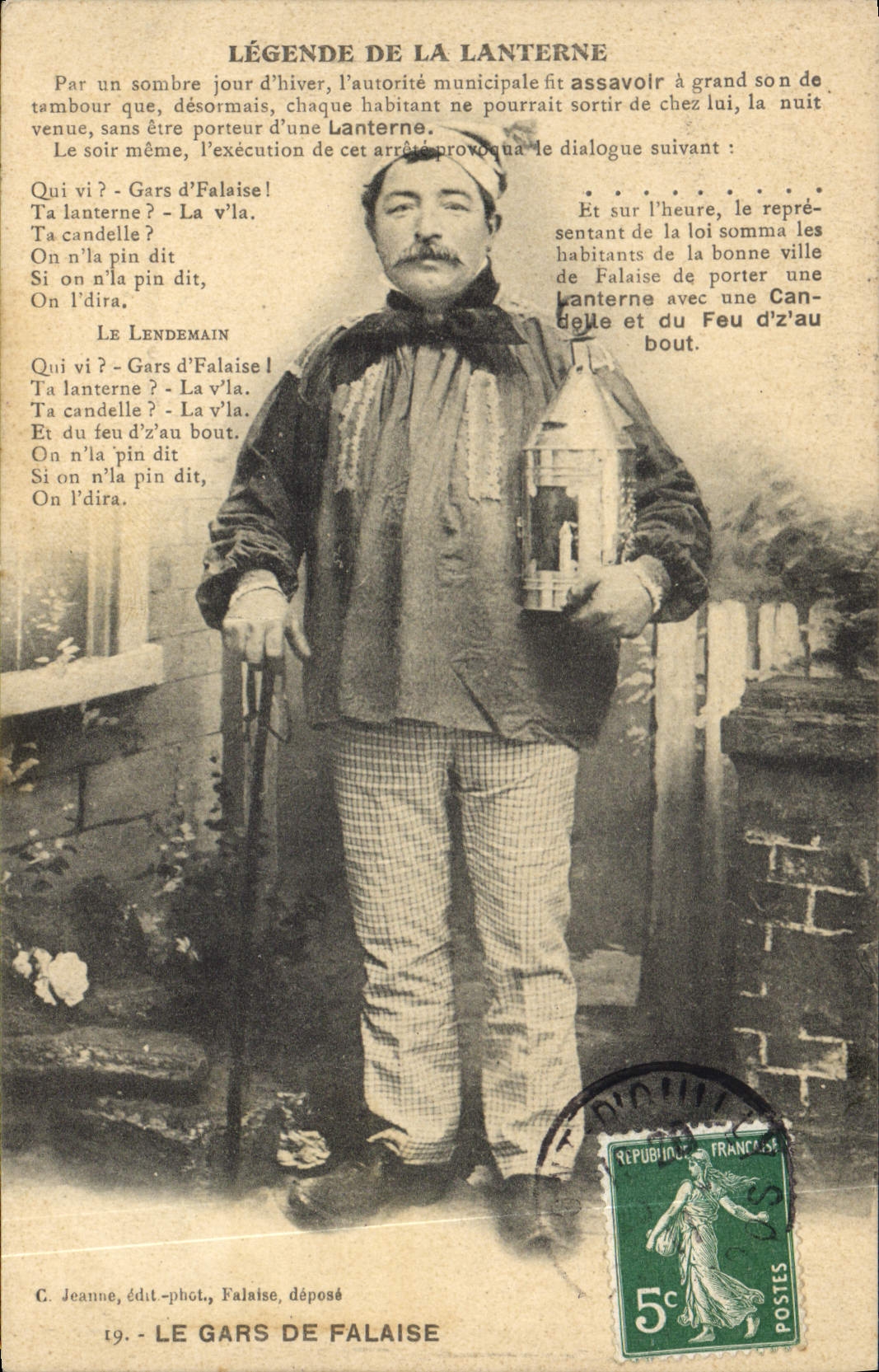 CPA Folklore le gars de Falaise Legende de la lanterne