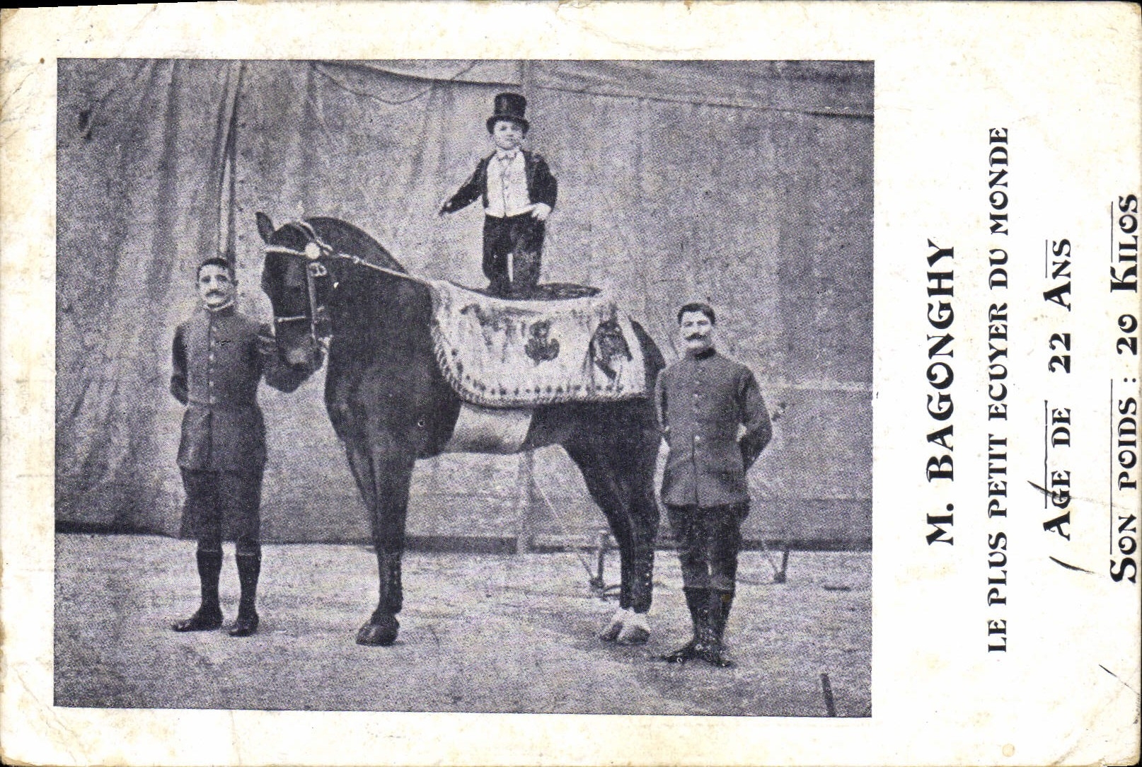 CPA Nain Nains M Bagonghy le plus petit ecuyer du monde Cheval 
