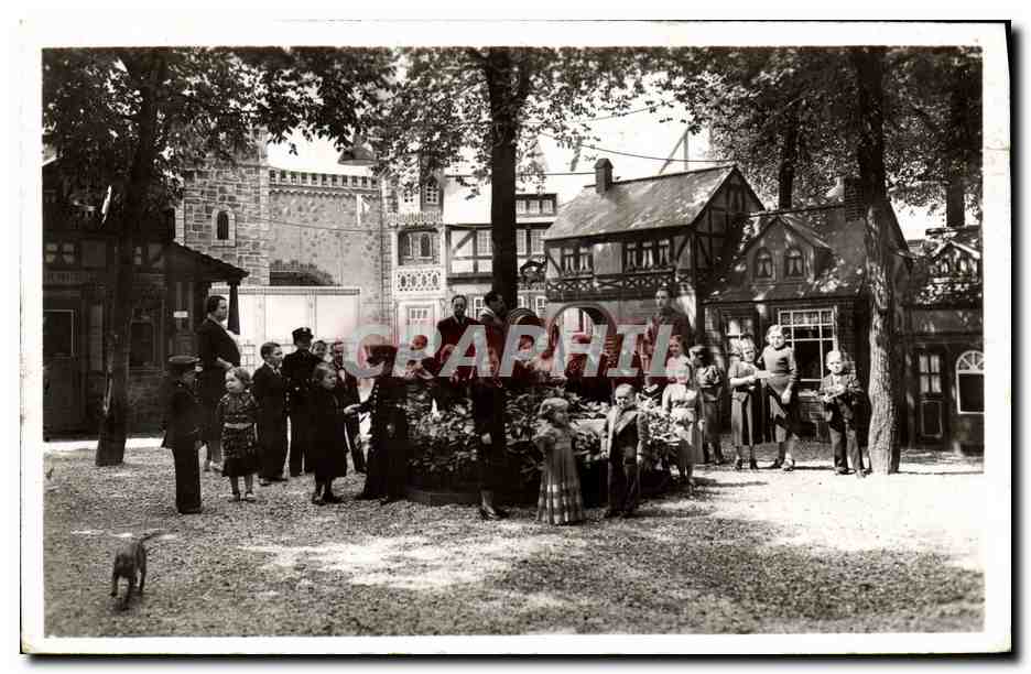 CPA Nain Nains Exposition internationale Paris 1937 Royaume de Lilliput 
