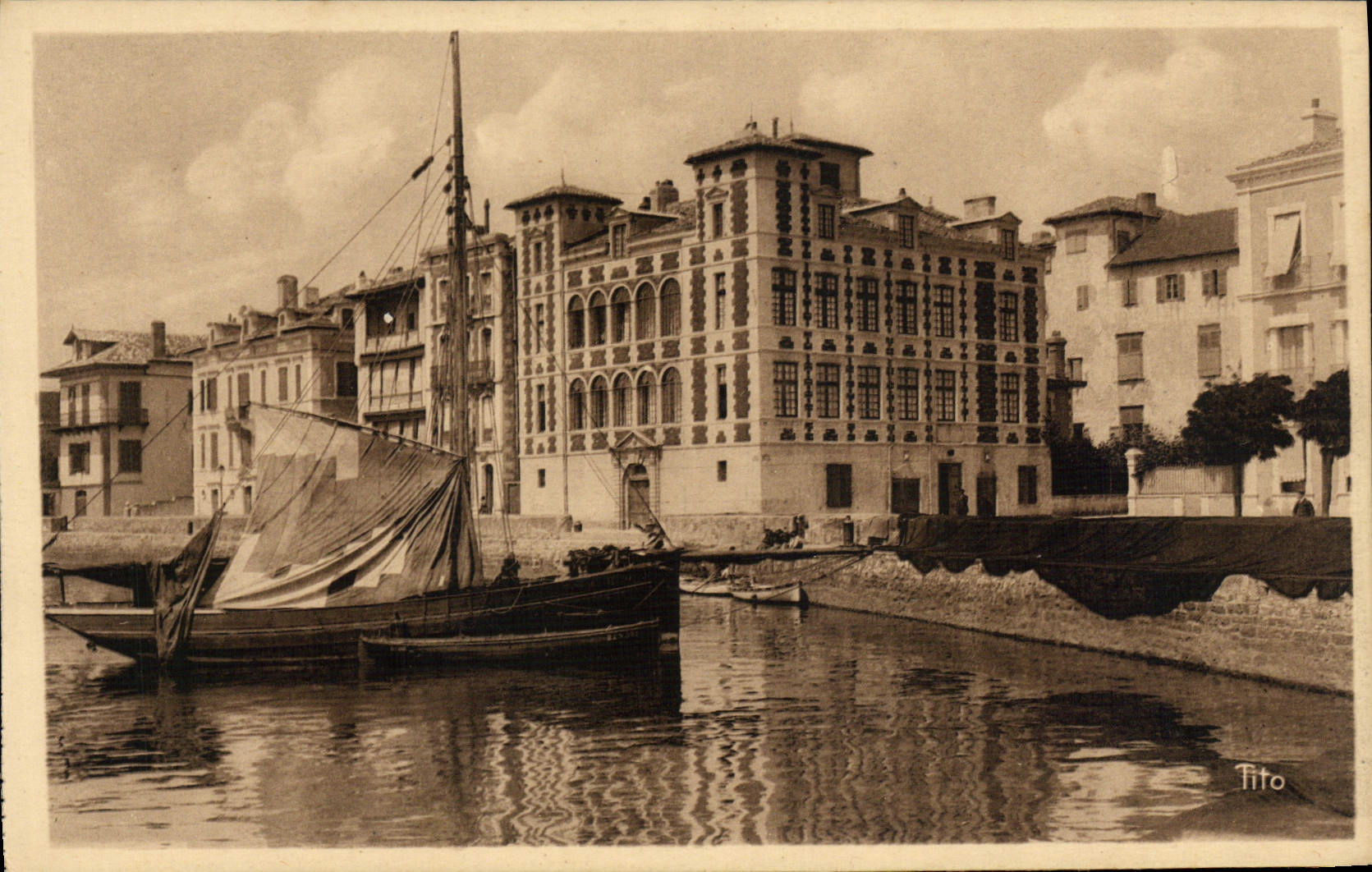 Saint-Jean-de-Luz (Côte Basque) — La Maison de l'Infante — éditeur Bloc frères, Bordeaux