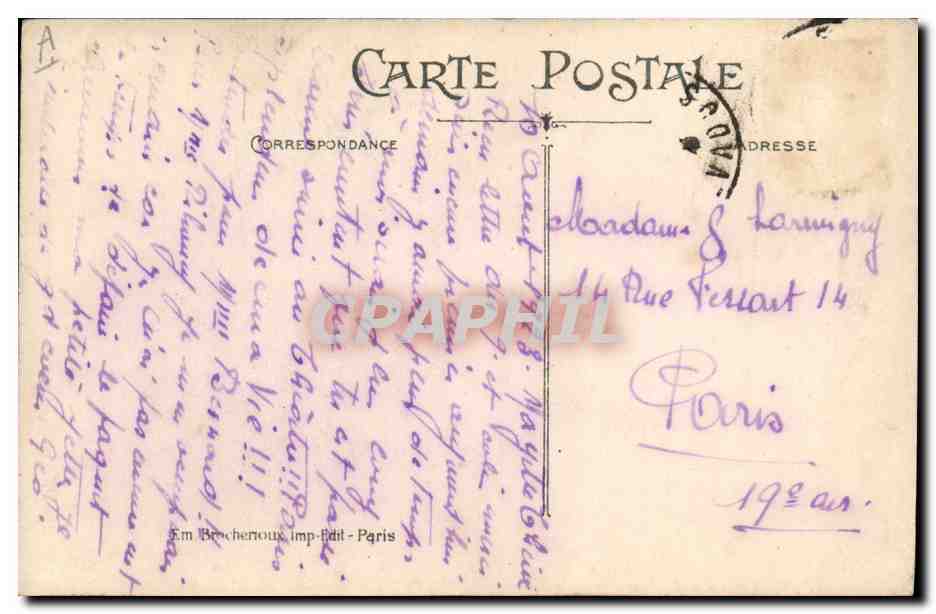 CPA Folklore Normandie Costume Cauchois de Valmont Une elegante  — Verso
