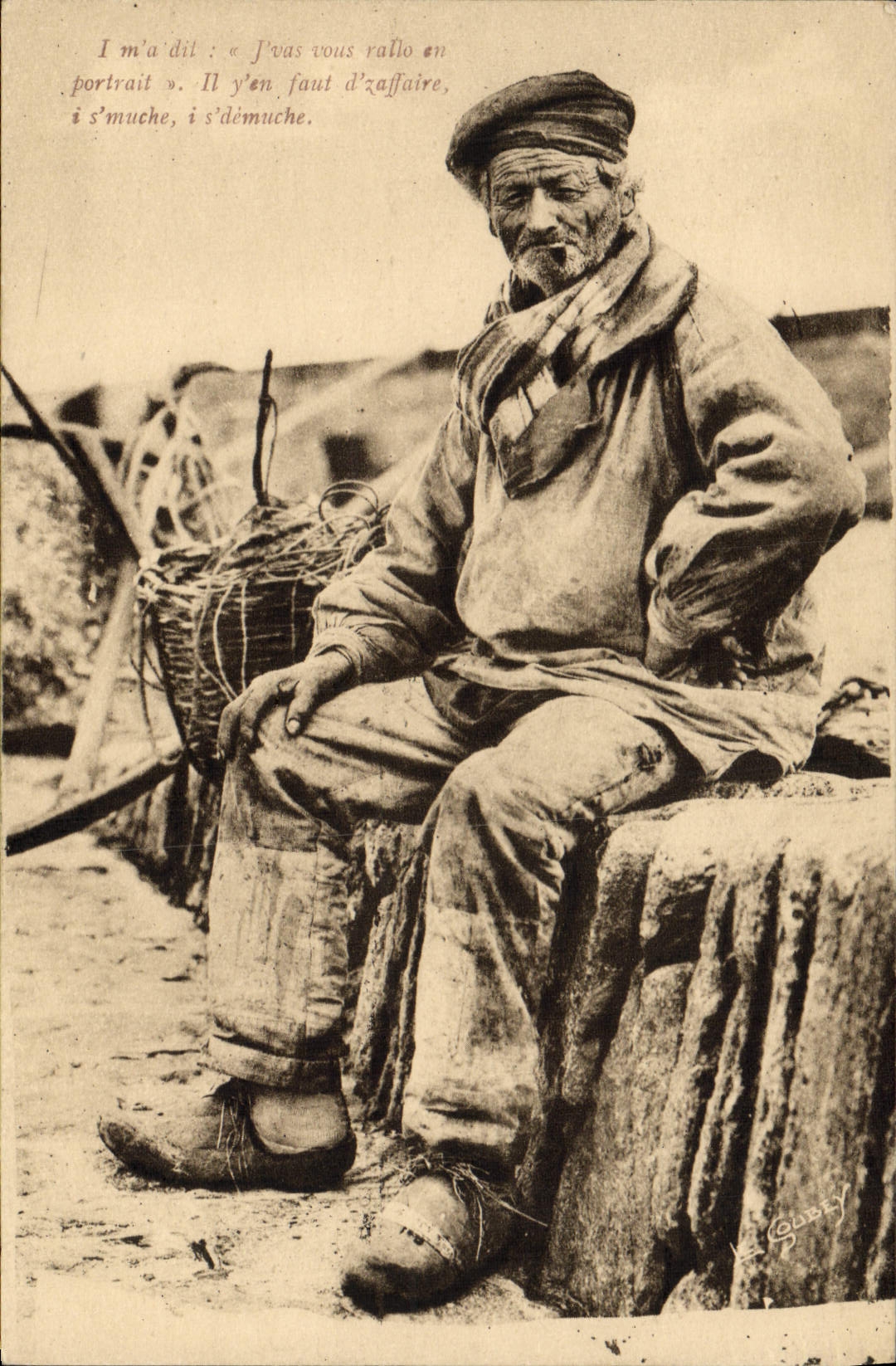 CPA Folklore Normandie Pecheur Peche