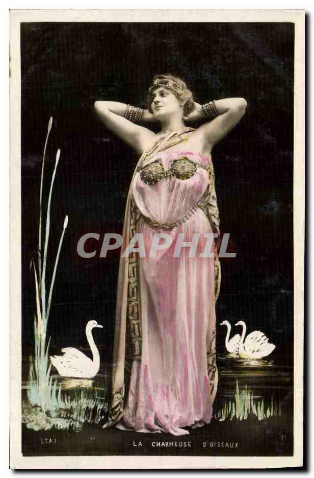CPA Fantaisie Femme La charmeuse d'oiseaux Cygne
