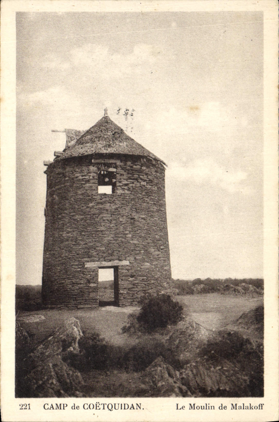Camp de Coëtquidan — Le Moulin de Malakoff — Édition T. Houlin