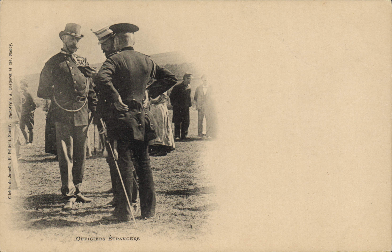 CPA Militaria Officiers etrangers