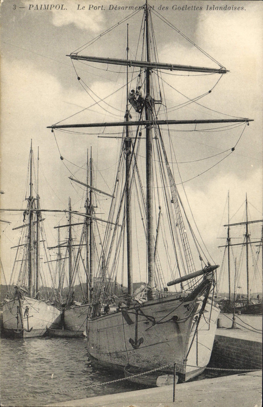 Paimpol. Le Port. Désarmement des Goélettes Islandaises.