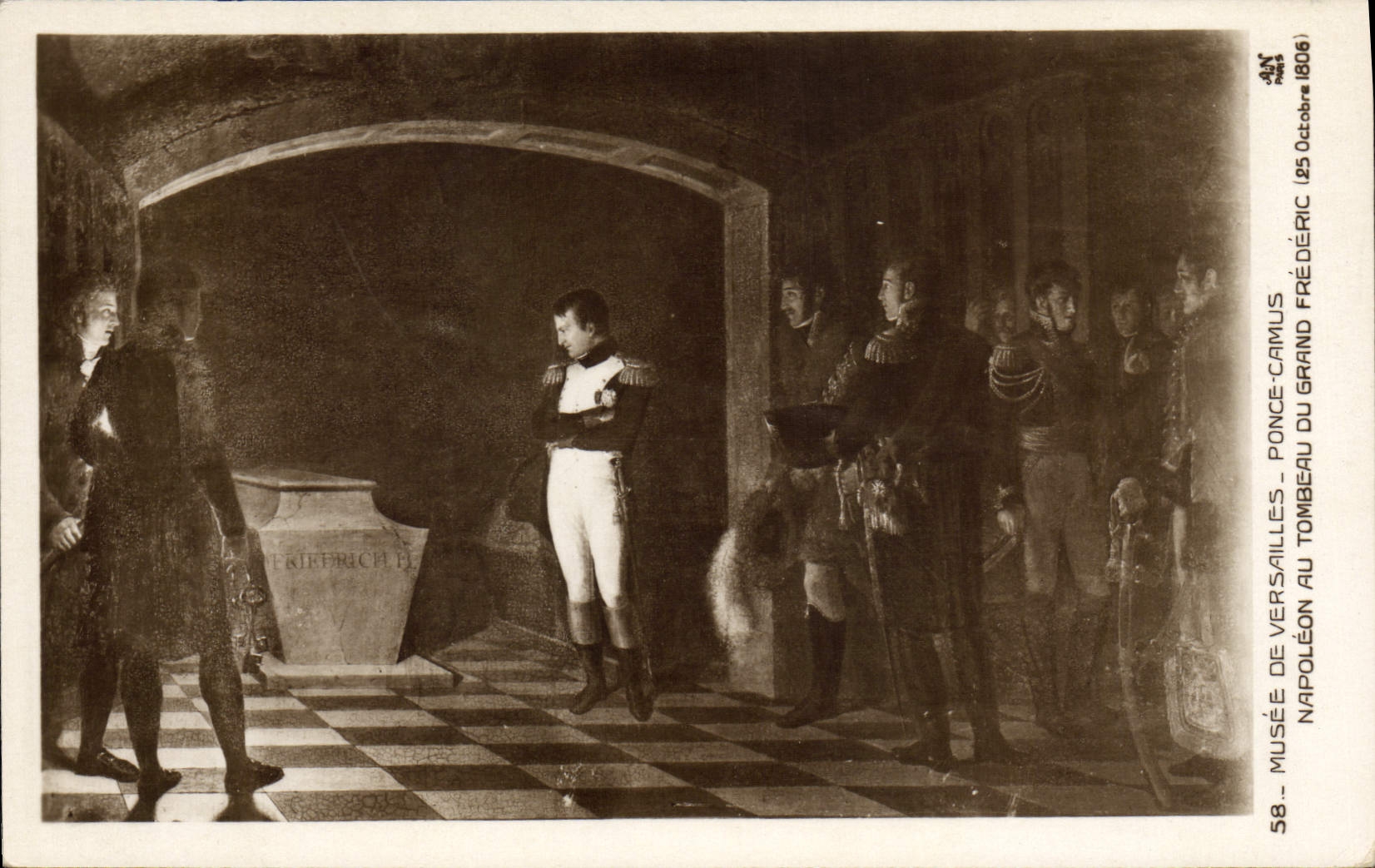 Napoléon au tombeau de Frédéric II à Versailles — Musée de Versailles — édition Ponce-Camus, n°58