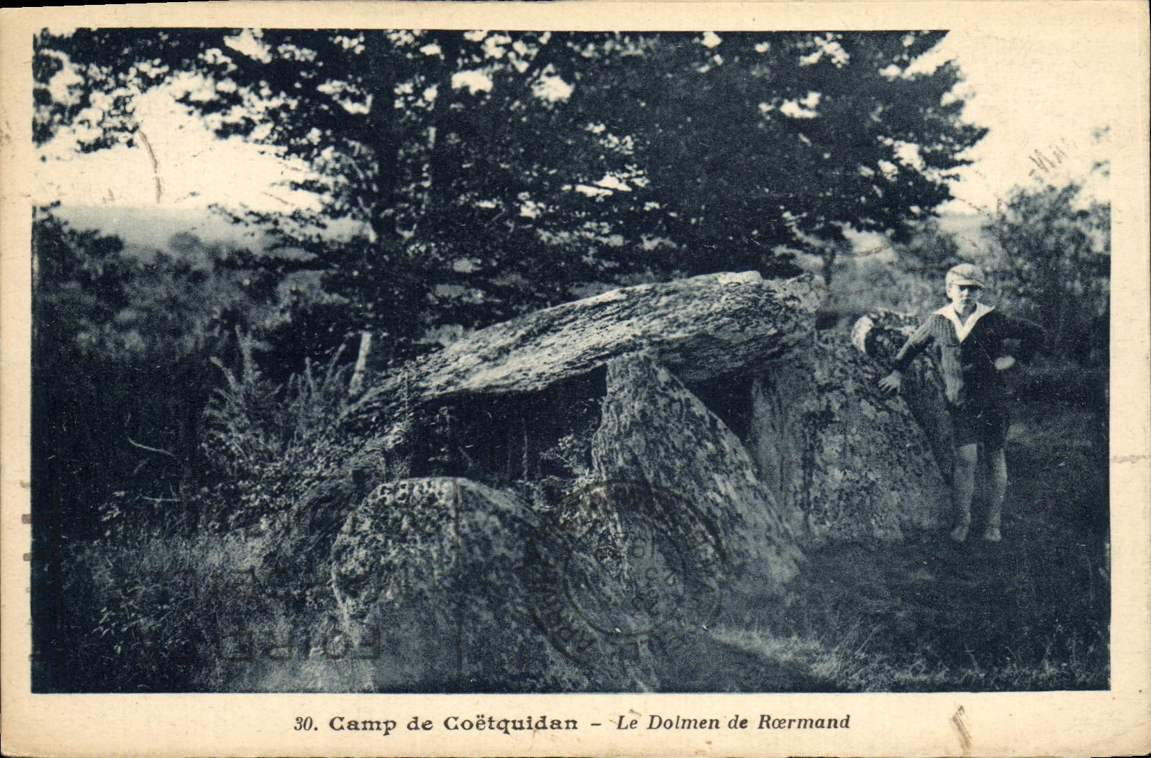 CPA Dolmen Menhir Camp de Coetquidan le dolmen de Roermand