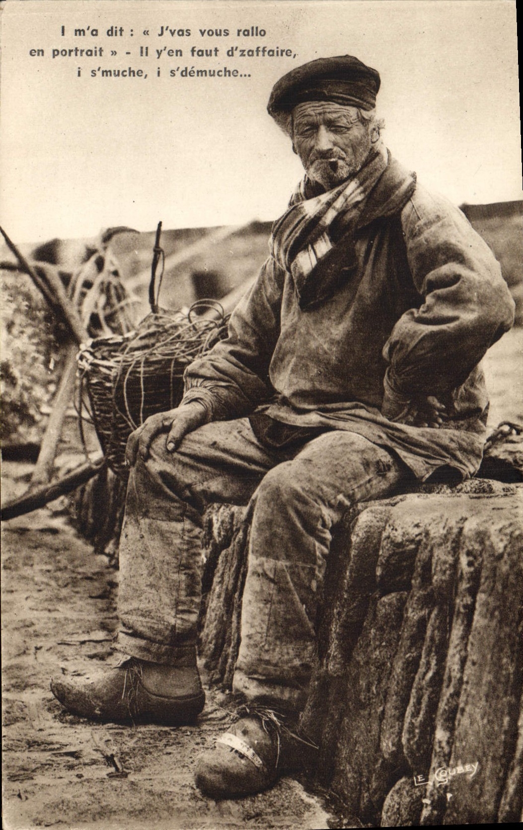 CPA Folklore Pecheur Peche Normandie 