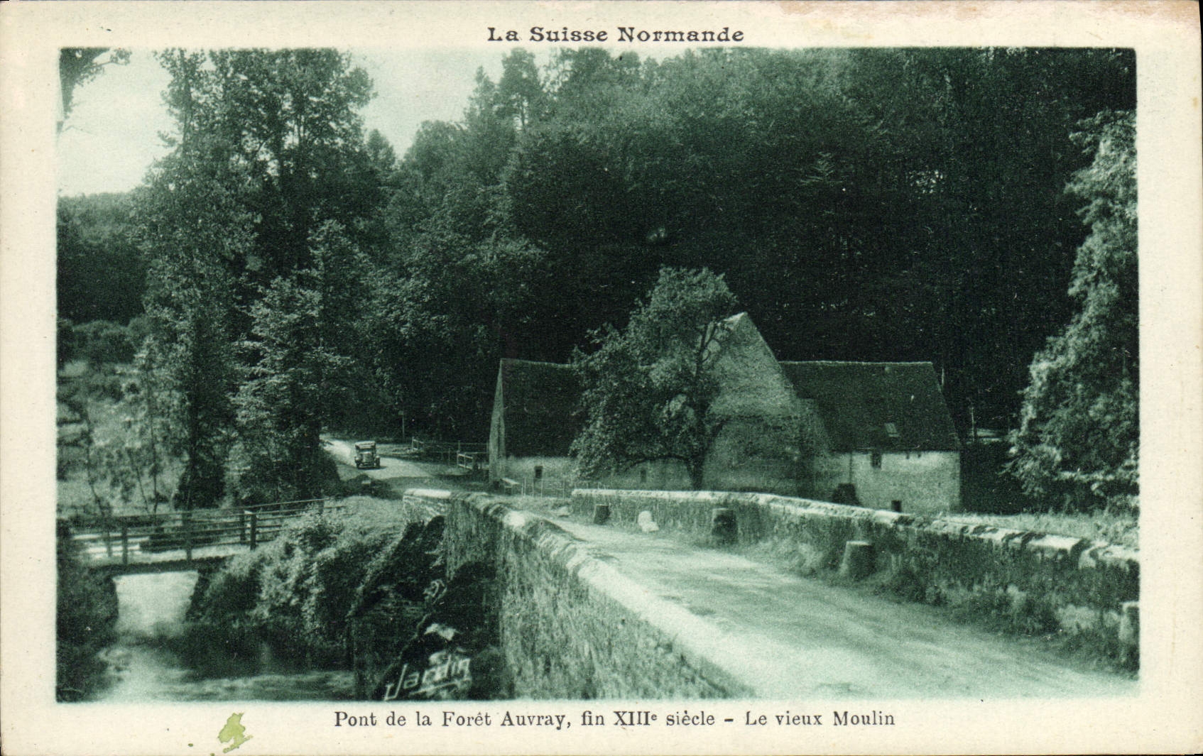 CPA Moulin a eau Suisse Normande Pont de la foret d'Auvray Le vieux moulin 
