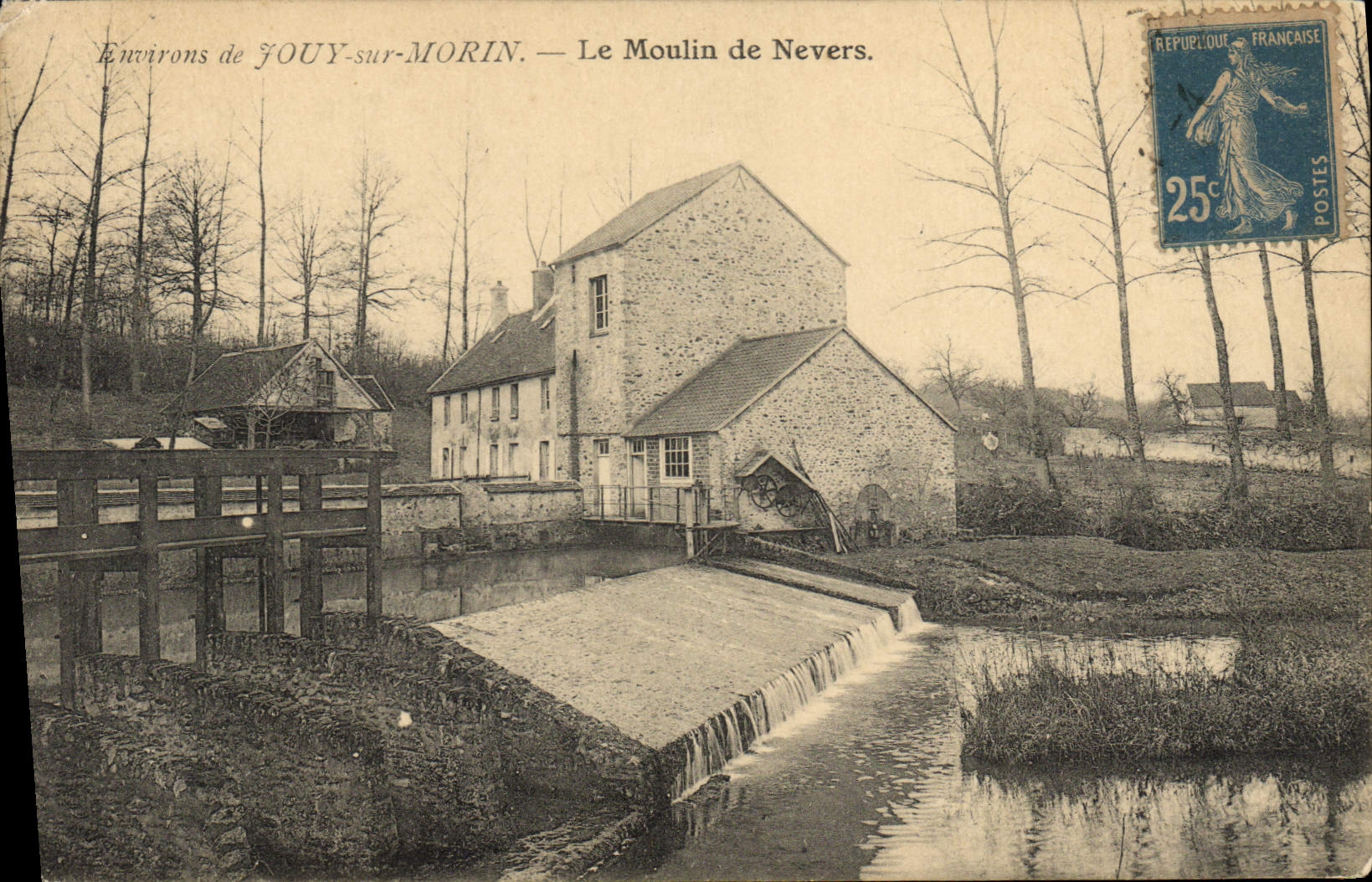 CPA Moulin a eau Environs de Jouy sur Morin Le moulin de Nevers