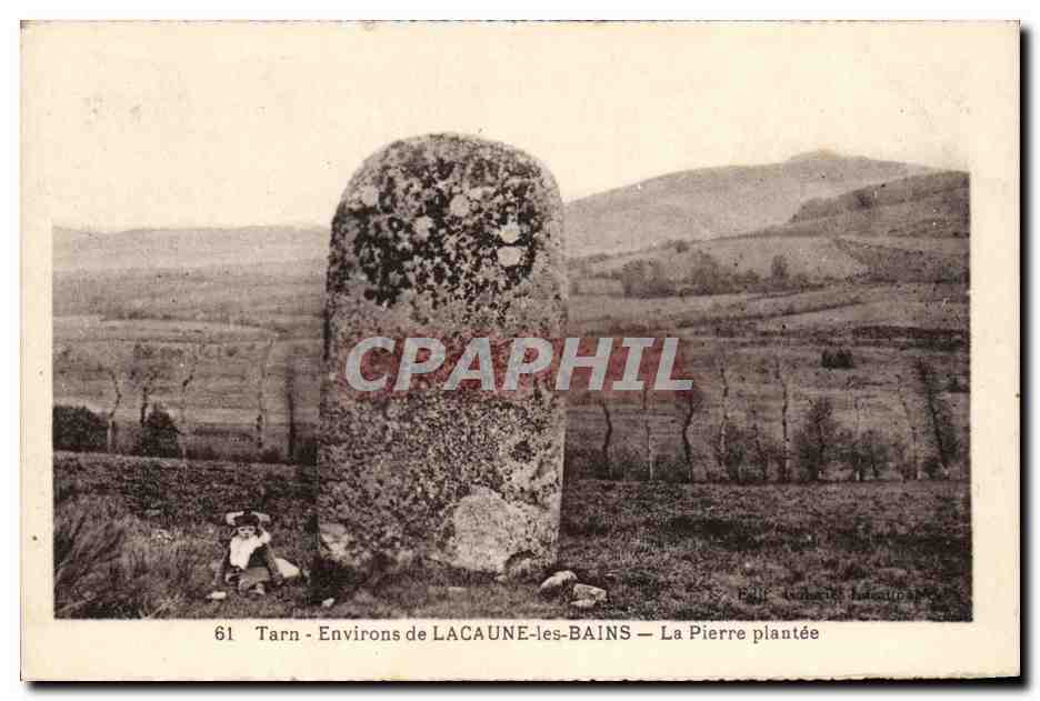 CPA Dolmen Menhir Tarn Environs de Lacaune les Bains la pierre plantee
