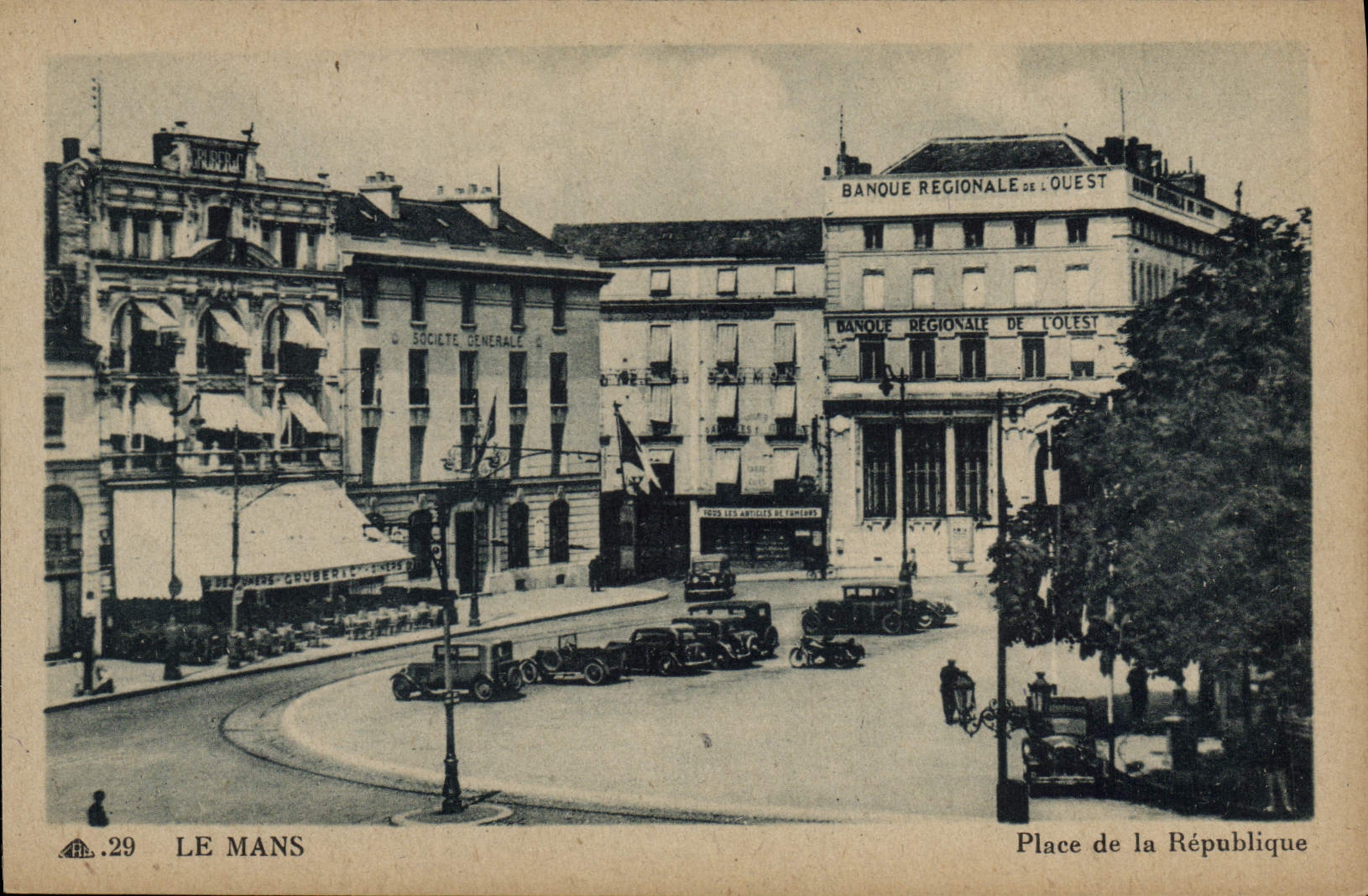 CPA Banque Le Mans Place de la Republique Banque Regionale de l'Ouest Societe Generale 