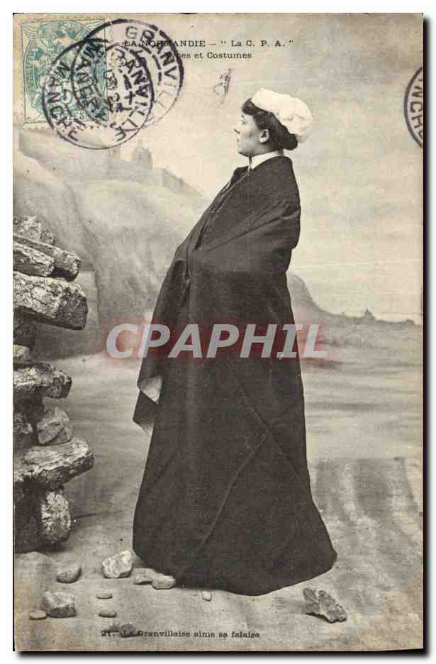 CPA Folklore Normandie La Granvillaise aime sa falaise 
