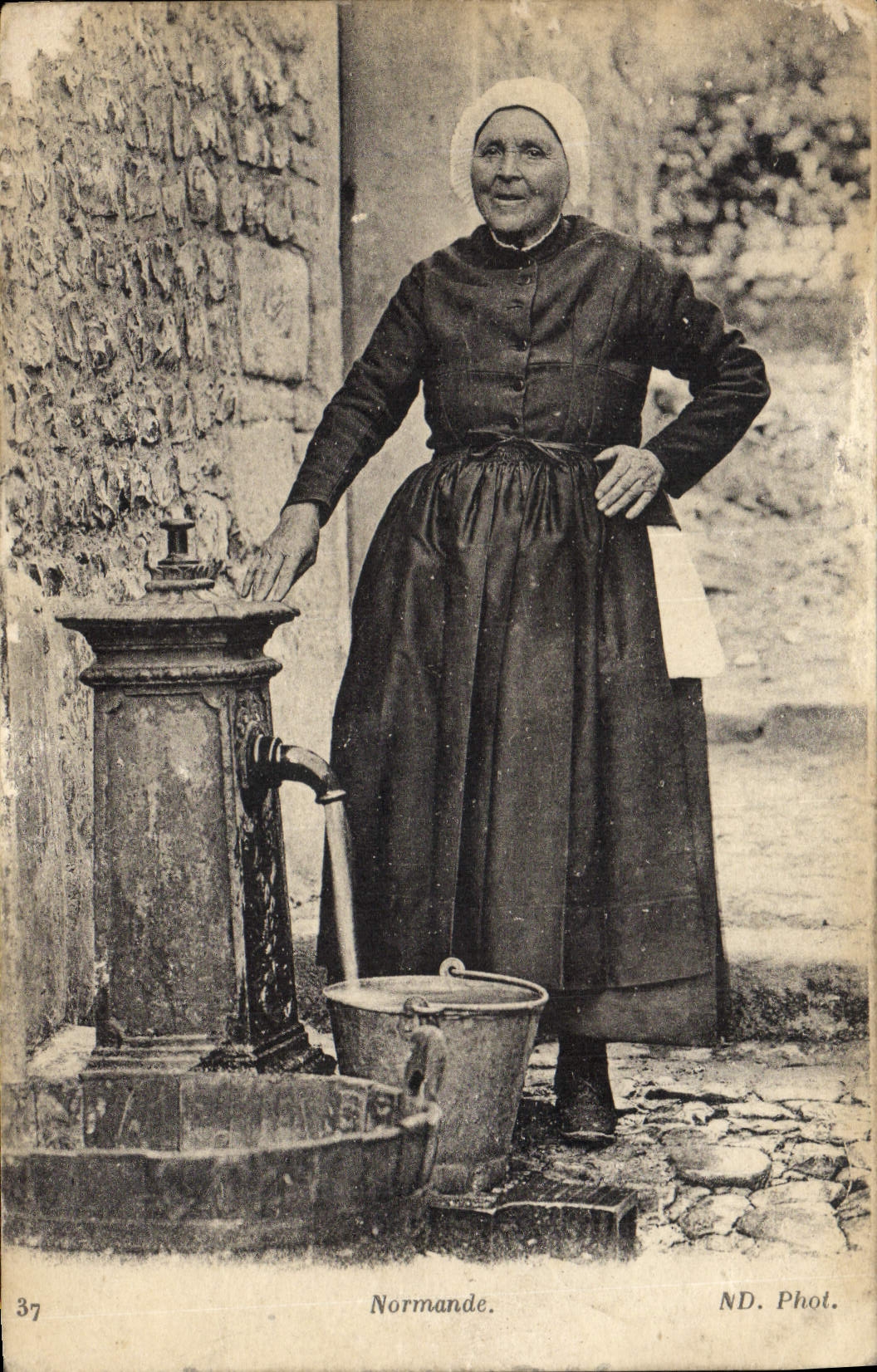 CPA Folklore Normande 